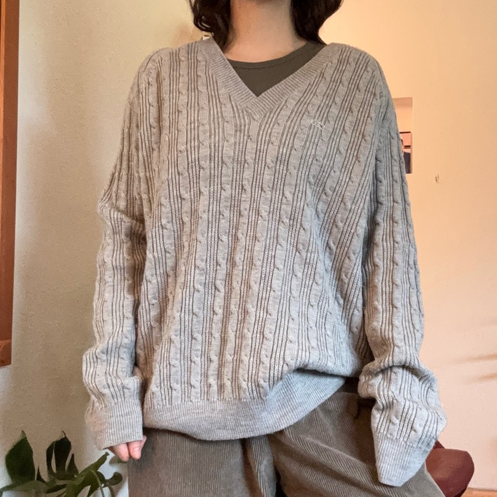 Lacoste 100% wool v neck cable knit sweater in grey size XL or oversized small